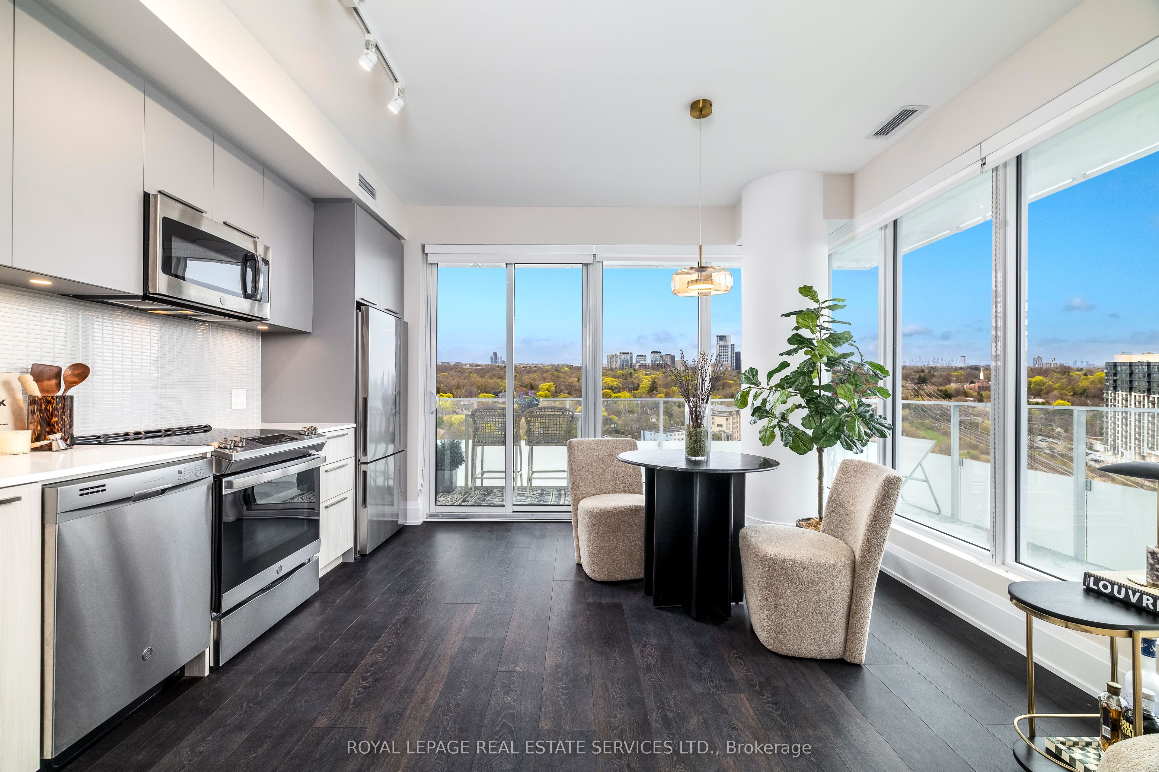 Additional image 5 of 1402-20 Brin Drive, Toronto, ON, M8X 0B2