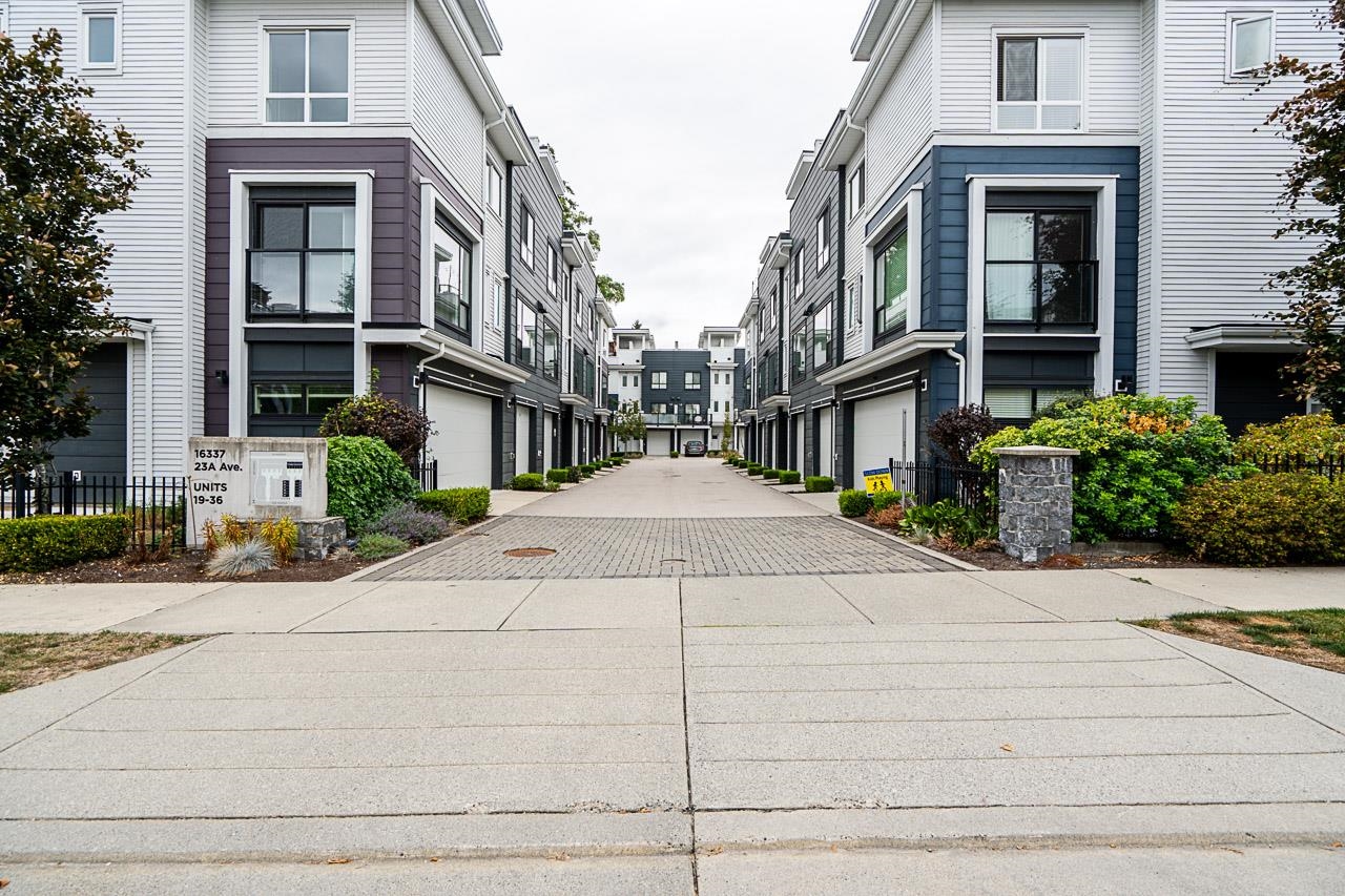 27-16337 23a Avenue, Surrey, BC, V3Z 0S3