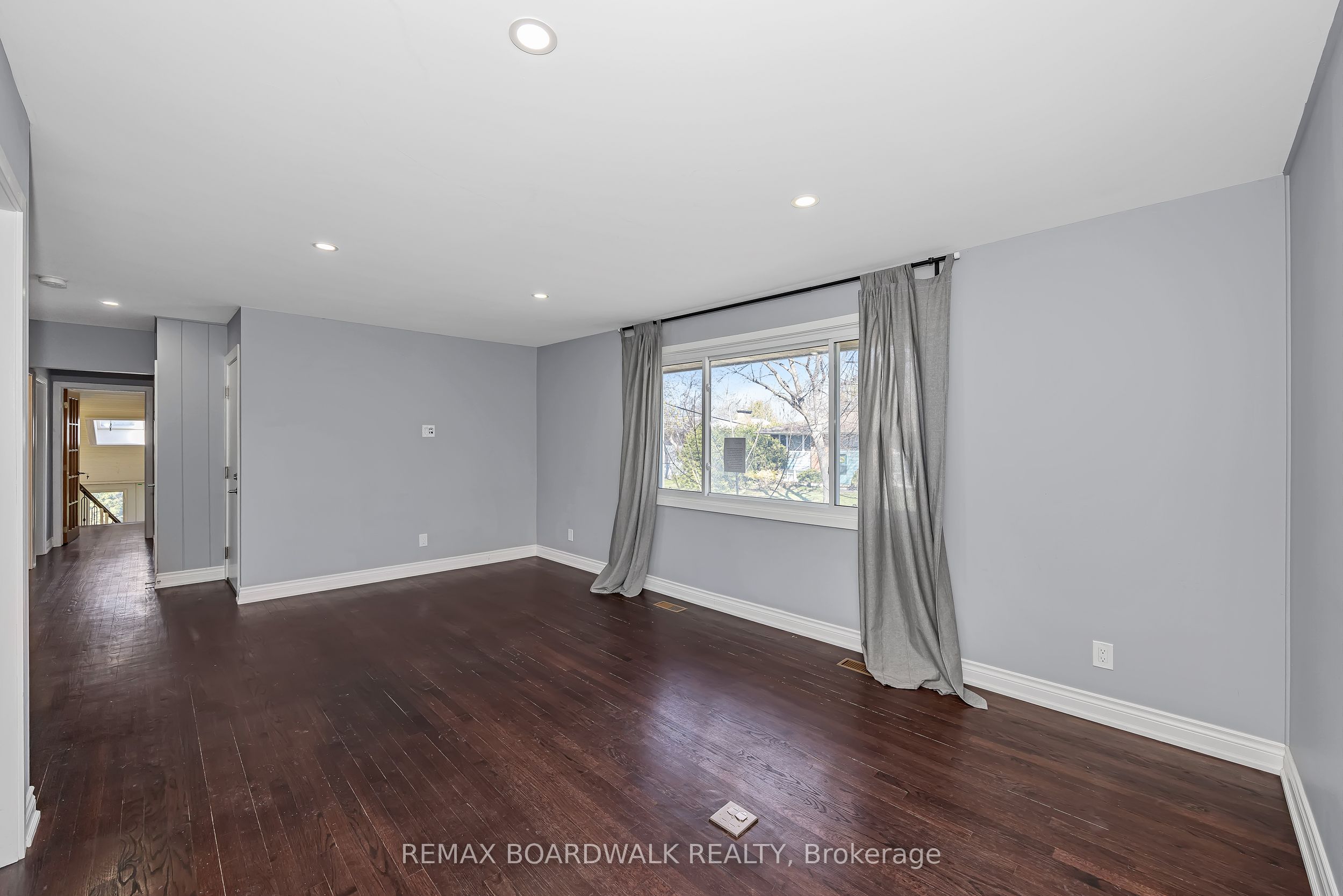 Additional image 5 of 956 Garwood Avenue, Ottawa, ON, K1V 6W9
