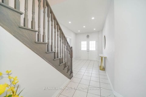 Additional image 8 of 22 Haskins Crescent, Georgina, ON, L4P 0H4