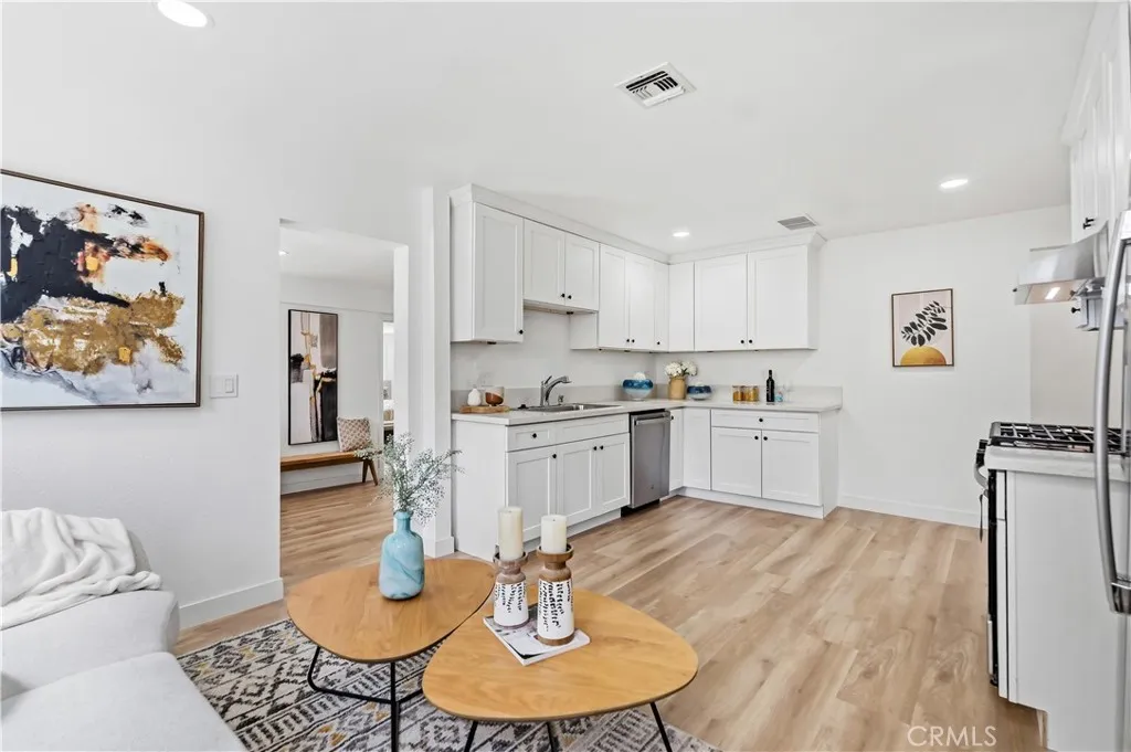 Additional image 40 of 332 Chester Place, Pomona, CA 91768