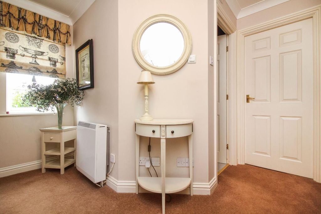 Additional image 2 of 2 bed flat to rentMains Place, Morpeth NE61