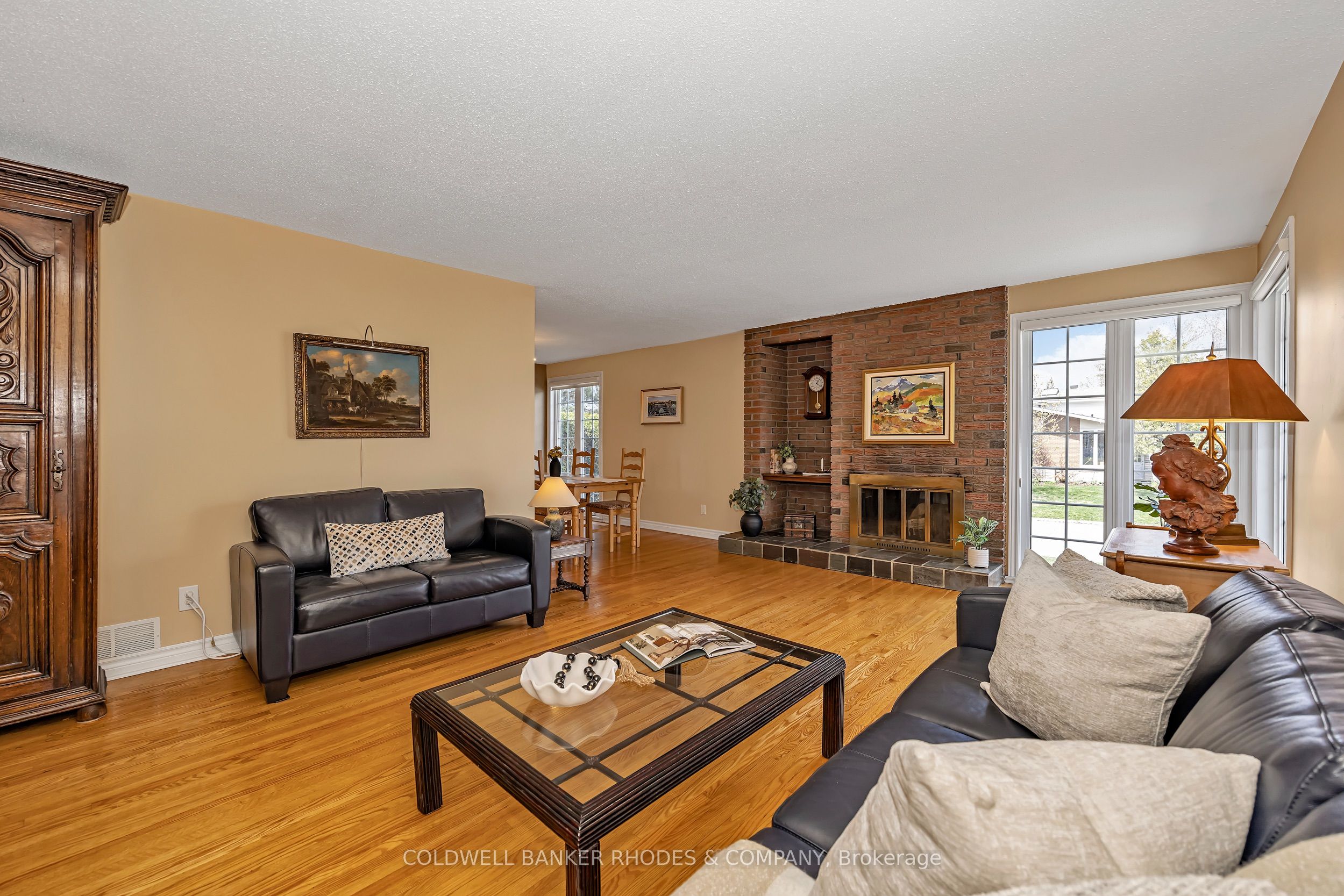 Additional image 5 of 2047 Woodglen Crescent, Ottawa, ON, K1J 6G6
