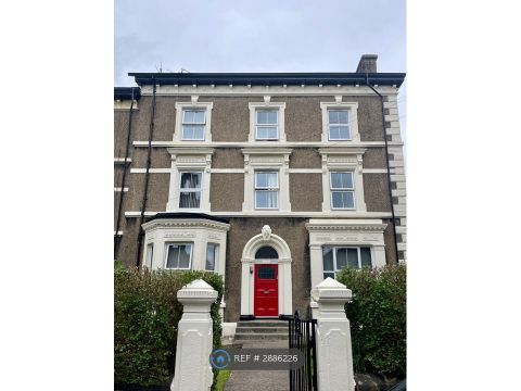 Hunters Lane, Liverpool L15, Room to rent