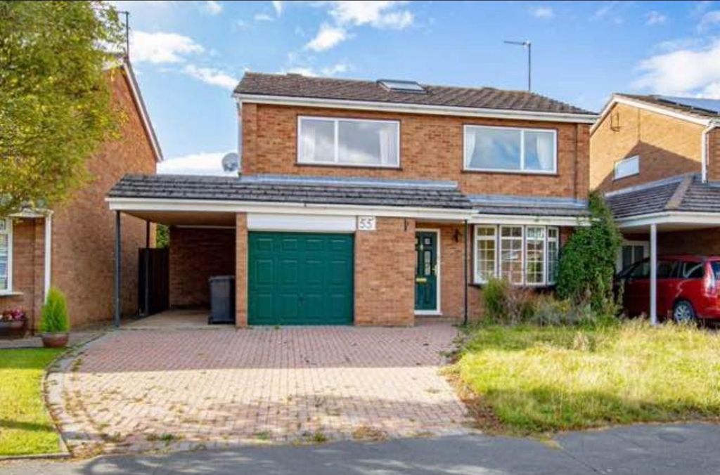 4 bed property to rentHarewood Gardens, Peterborough PE3