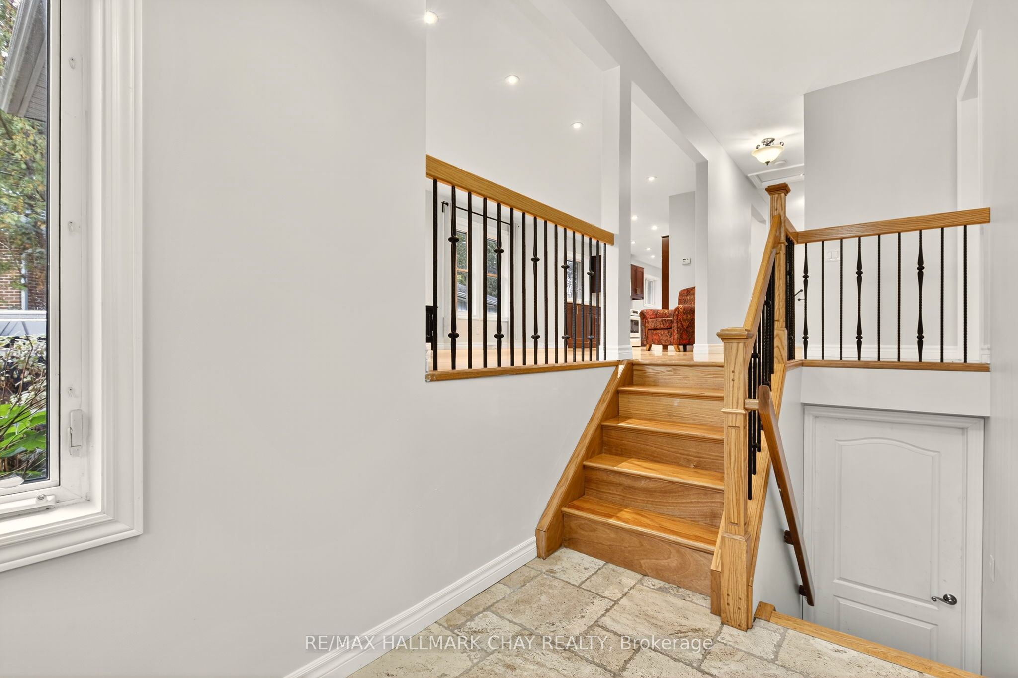 Additional image 4 of 29 Oakley Park Square, Barrie, ON, L4M 2K2