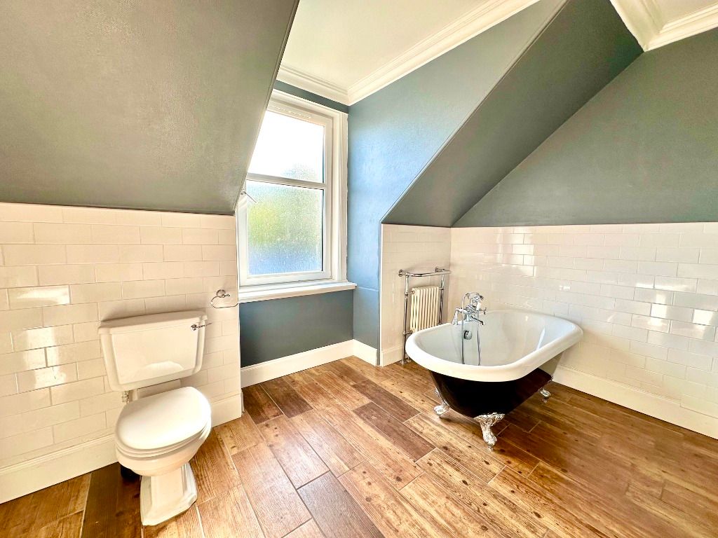 Additional image 40 of 4 bed detached house to rentCarriagehill Drive, Paisley, Renfrewshire PA2