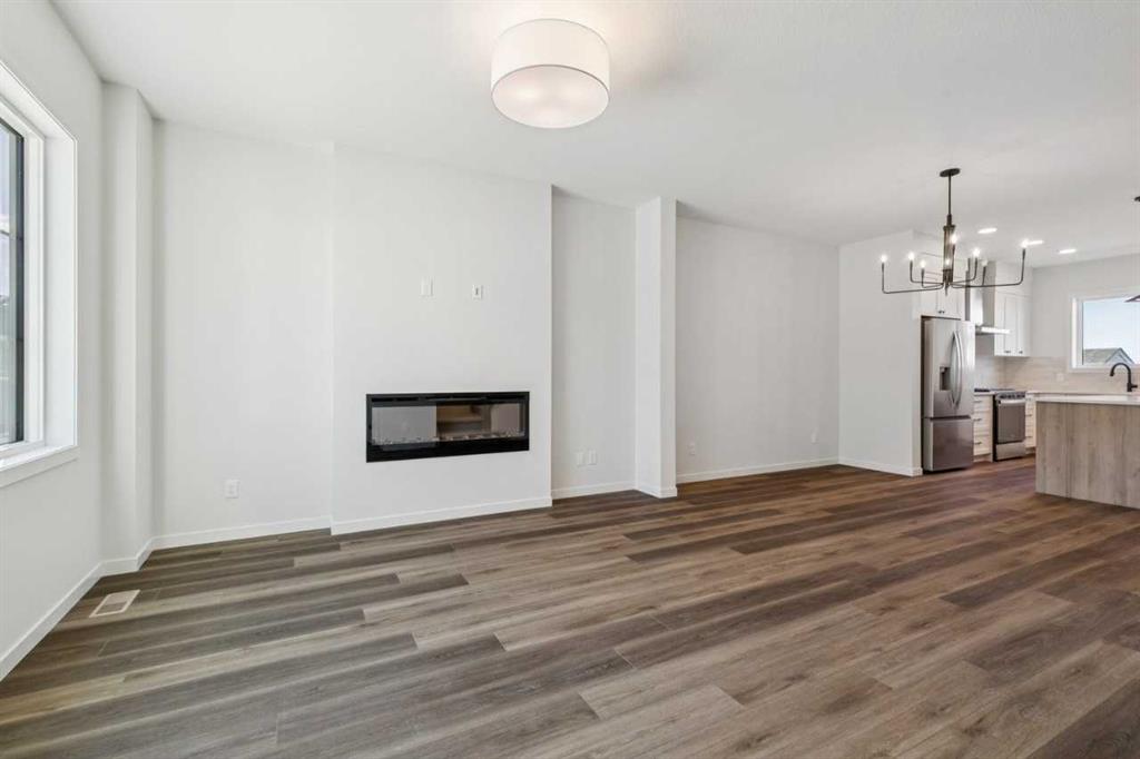 Additional image 5 of 49 Bluerock Hill SW, Calgary, AB, T2Y 0V7