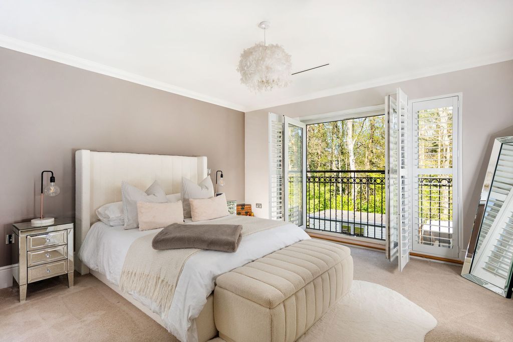 Additional image 24 of 6 bed detached house for saleEarls Farm Way, Towcester NN12