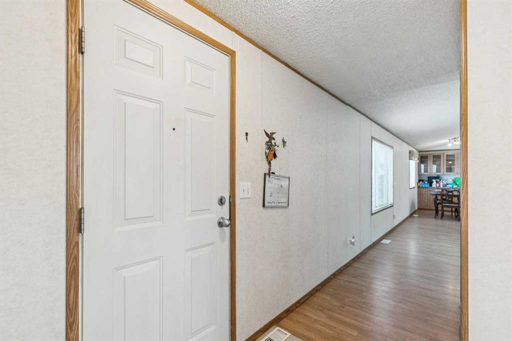 Additional image 6 of 512-3223 83 Street NW, Calgary, AB, T3B 5N7