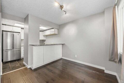 Additional image 8 of 202-829 Coach Bluff Crescent SW, Calgary, AB, T3H 1B1