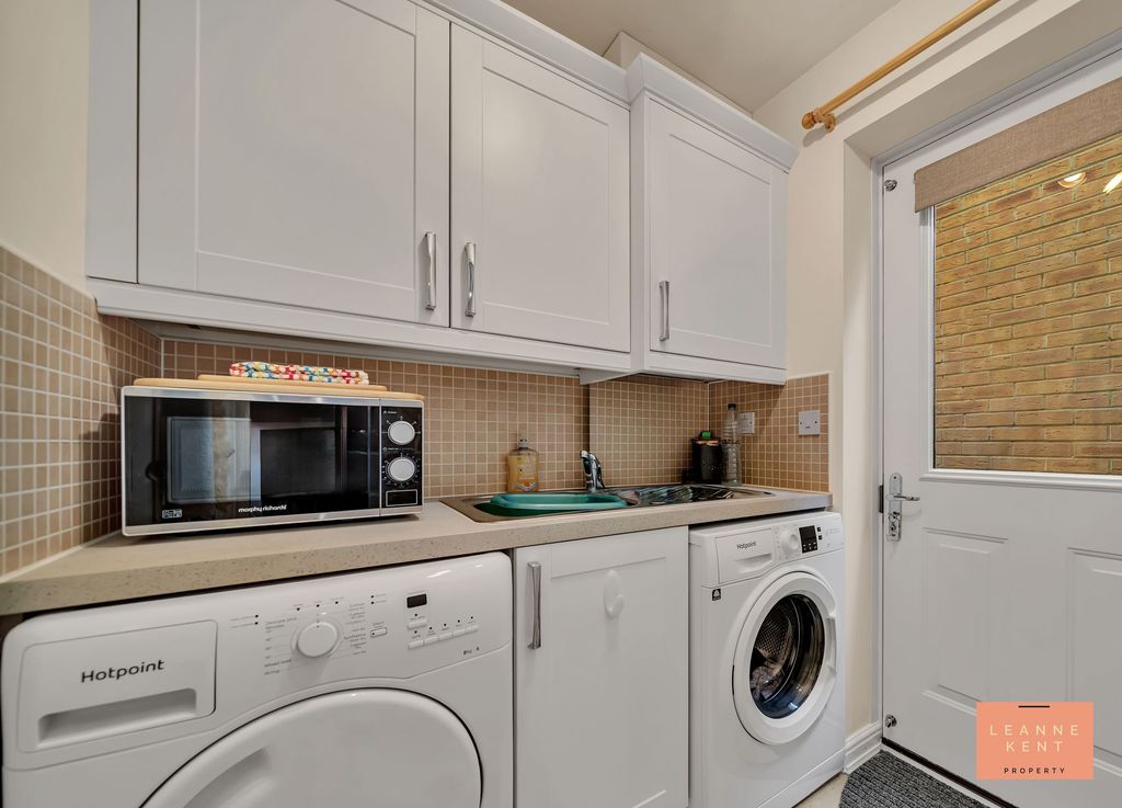 Additional image 16 of 3 bed detached house for saleDruids Close, Caerphilly CF83