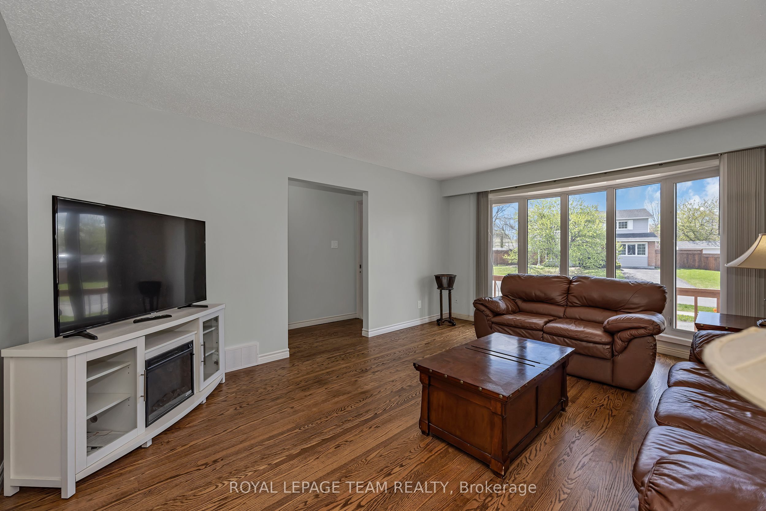 Additional image 6 of 73 Southpark Drive, Ottawa, ON, K1B 3B5