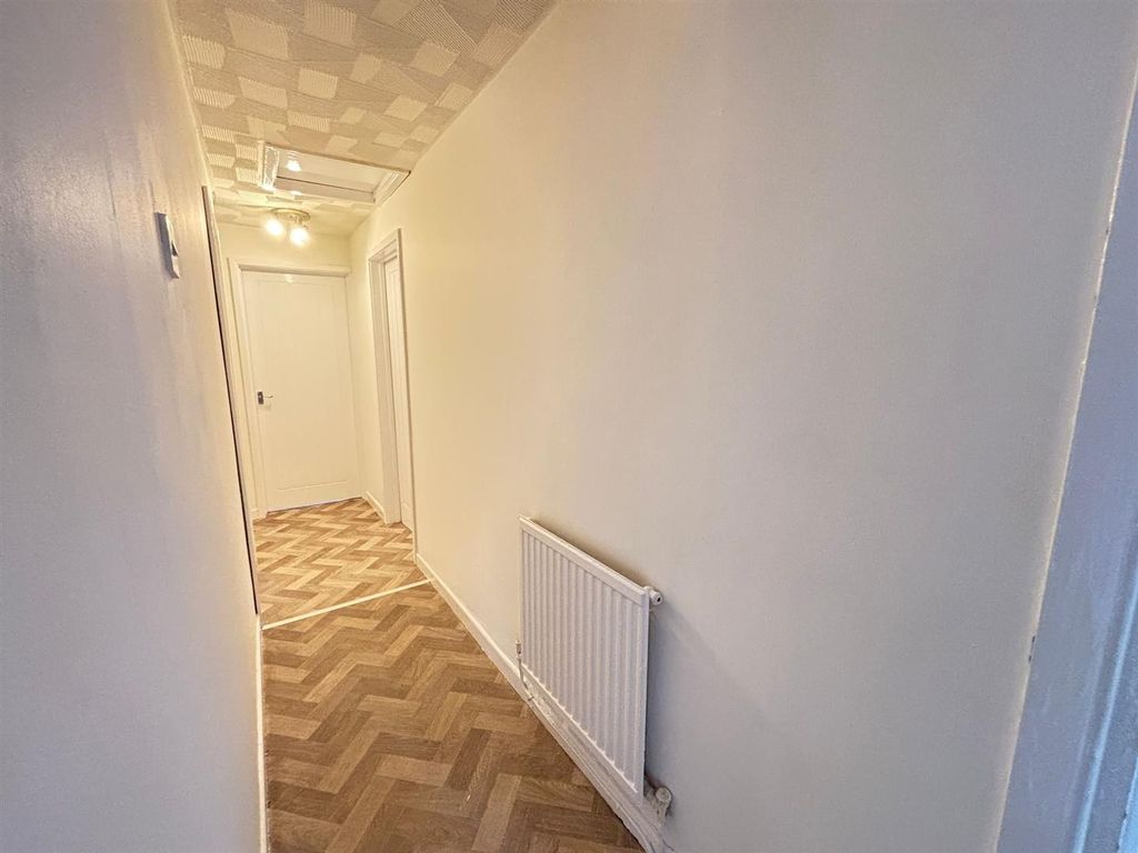 Additional image 3 of 2 bed flat to rentHigh Street, Caeharris, Merthyr Tydfil CF48