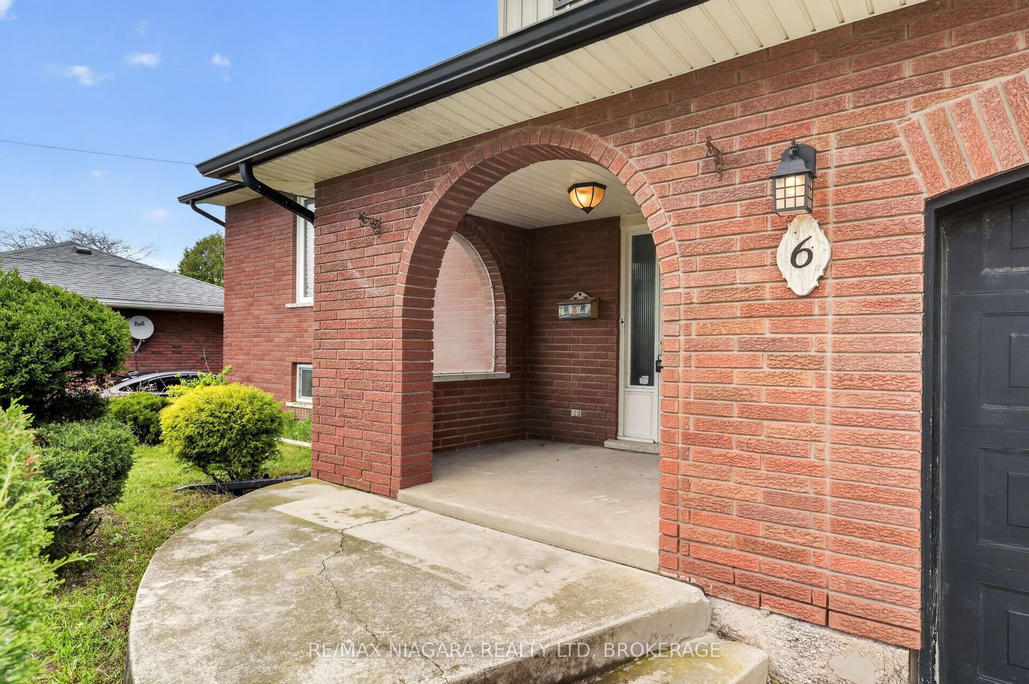 6 Collier Road N, Thorold, ON, L2V 2W9 photo 4