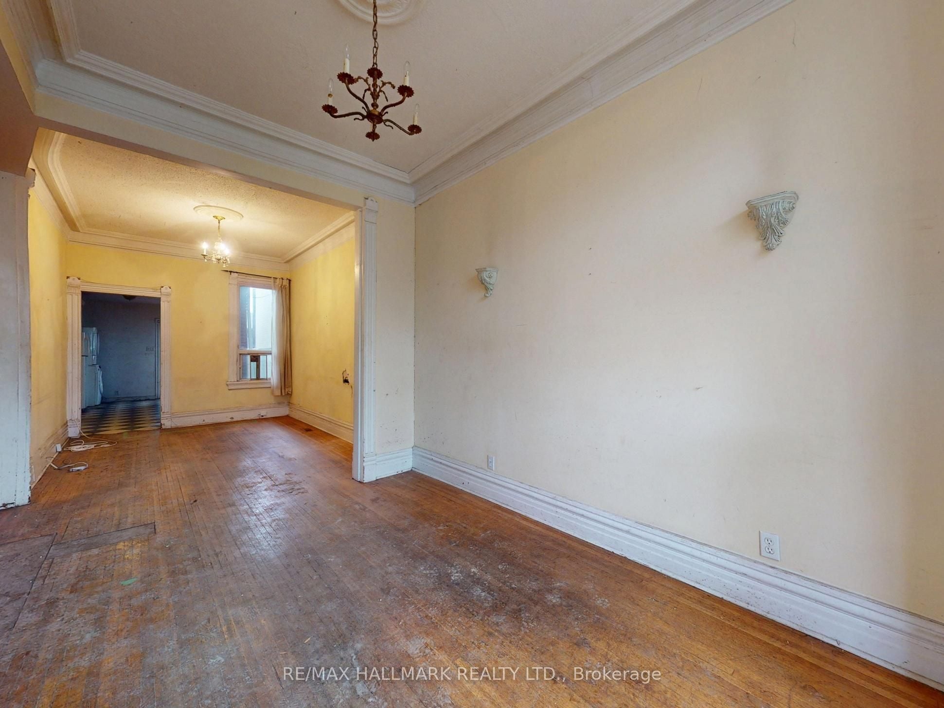 Additional image 5 of 266 1/2 Euclid Avenue, Toronto, ON, M6J 2K2