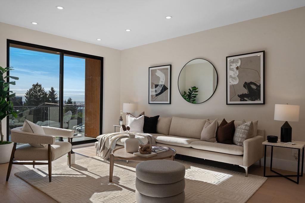 Additional image 4 of 504 5th Street E, North Vancouver, BC, V7L 1M4