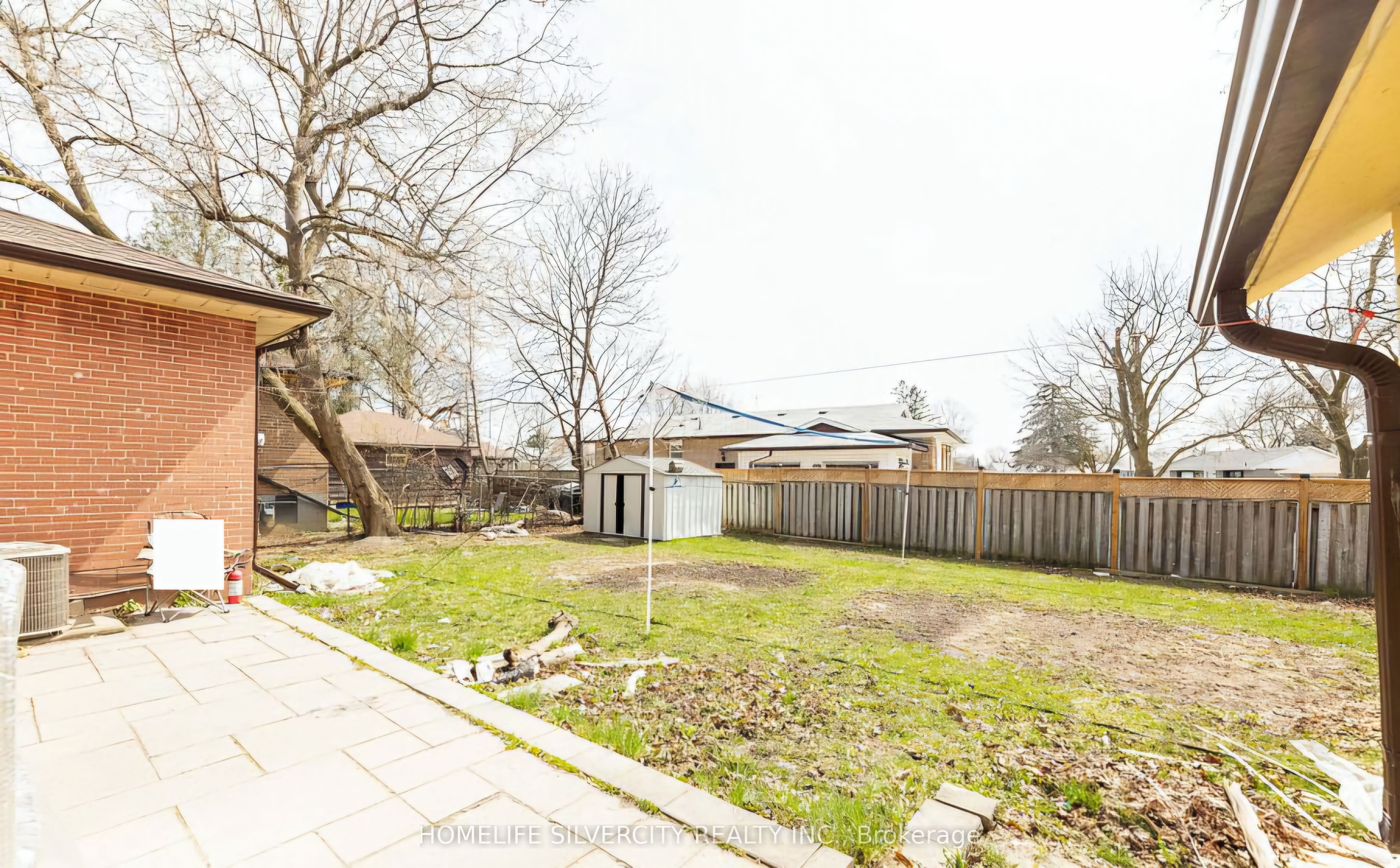 Upper-31 Windermere Court, Brampton, ON, L6X 2L5 photo 2