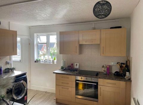 Station Avenue, Tile Hill, Coventry CV4