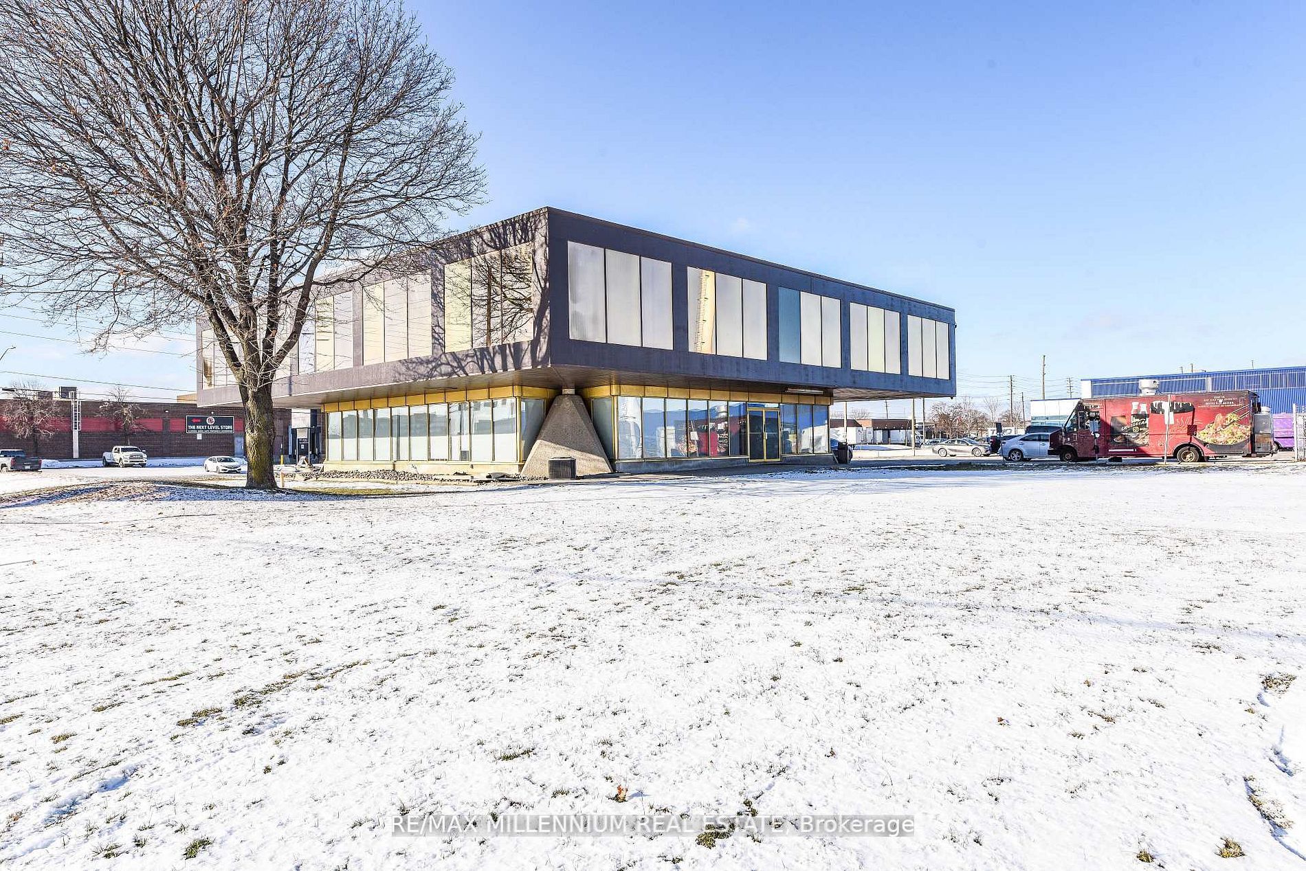 224-1300 Steeles Avenue E, Brampton, ON, L6T 1A2