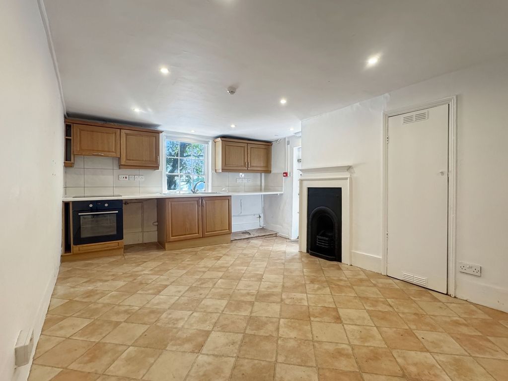 Additional image 5 of 3 bed flat to rentQuay Street, Woodbridge IP12