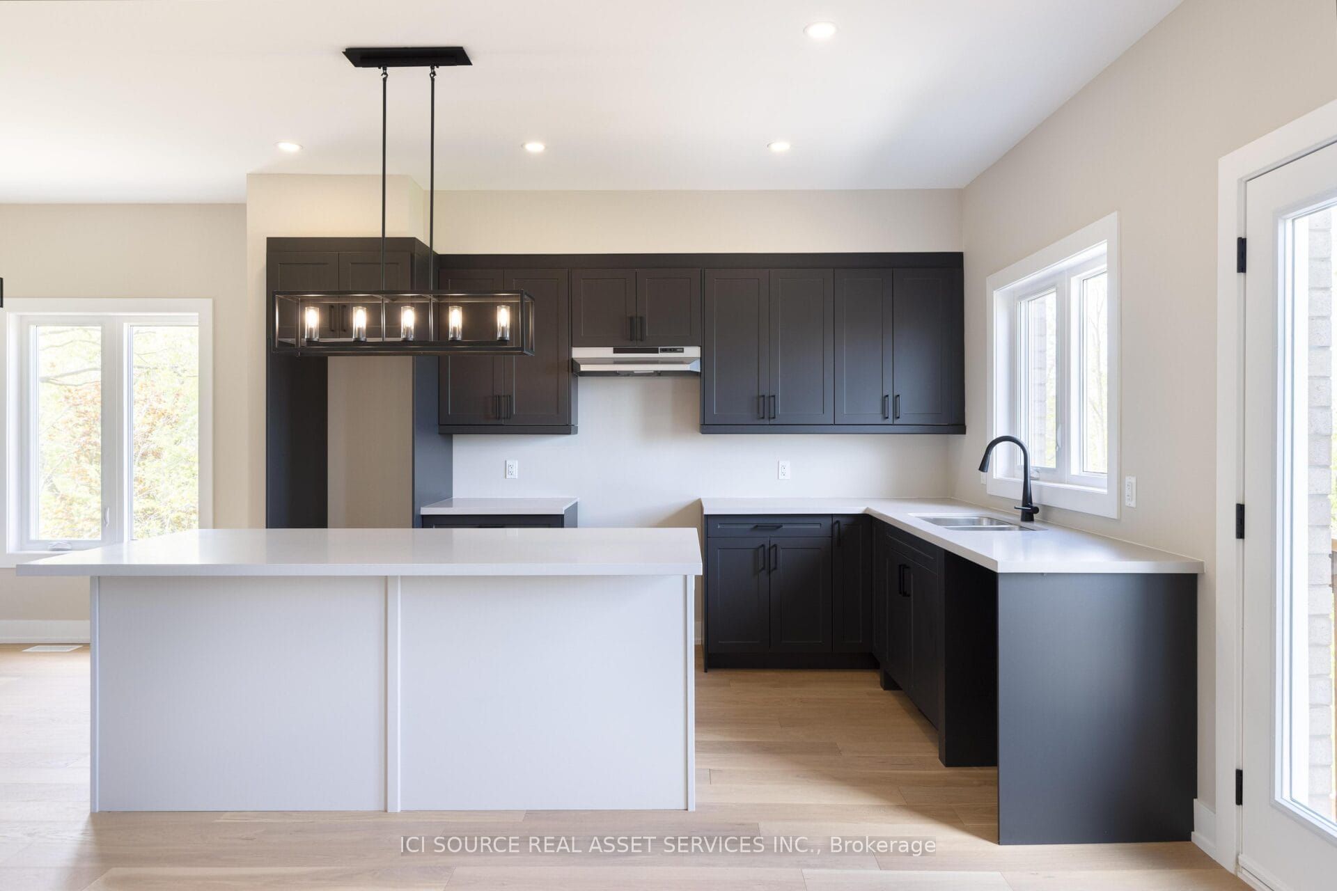 Additional image 3 of 4061-1 Fracchioni Drive, Lincoln, ON, L3J 0R5
