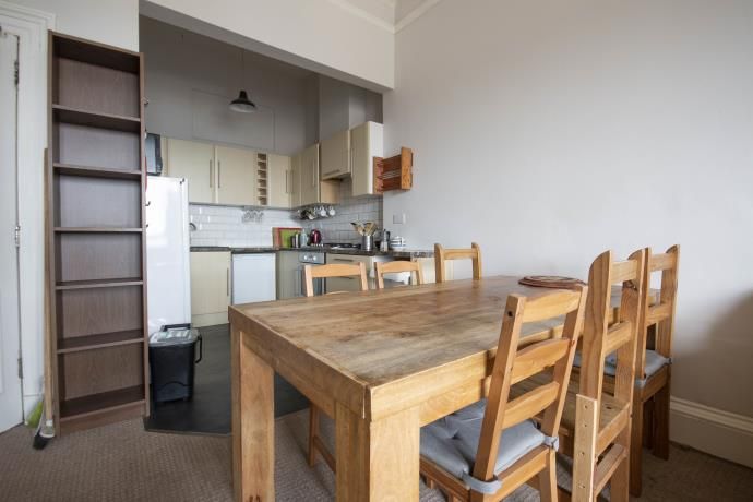 Additional image 3 of 6 bed flat to rentPolwarth Gardens, Edinburgh EH11