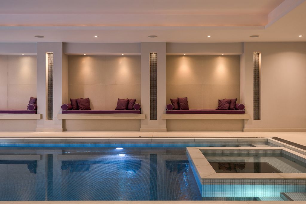 Additional image 21 of 6 bed property to rentSt. Georges Hill, Weybridge, Surrey KT13