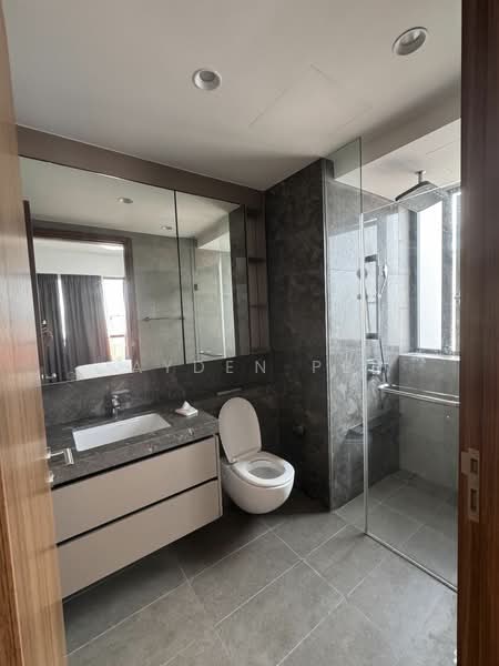 25 Stirling Road photo 2