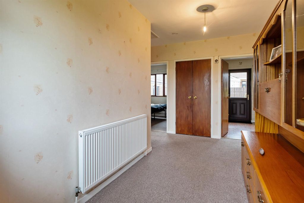 Additional image 3 of 2 bed property for sale10 Oakland Grove, Ballynahinch BT24