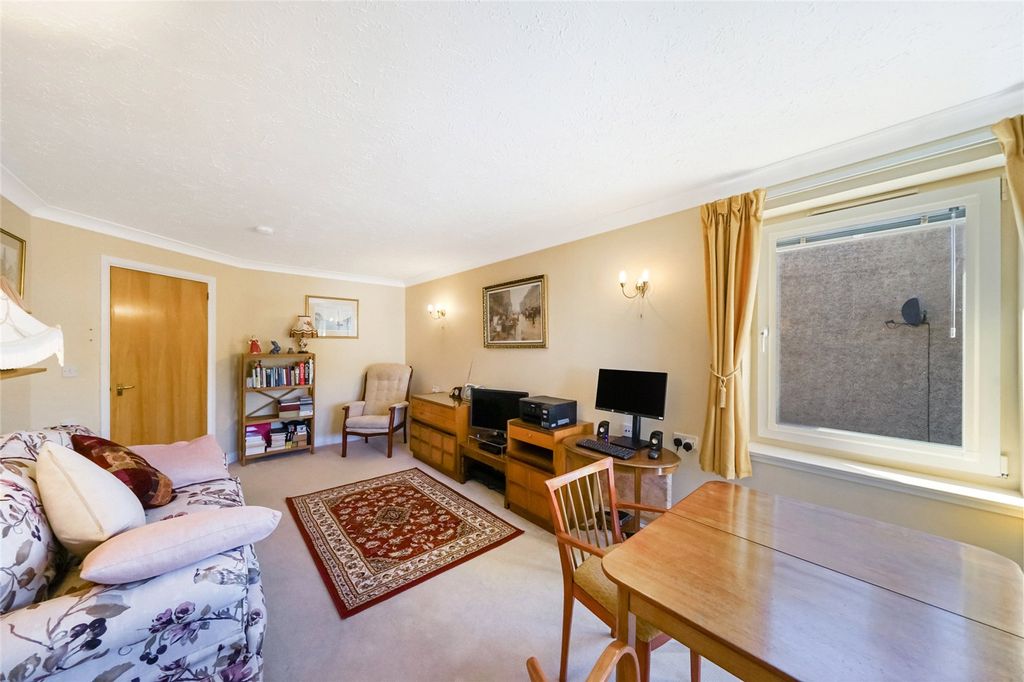 Additional image 8 of 1 bed flat for saleEccles Court, Stirling, Stirlingshire FK7