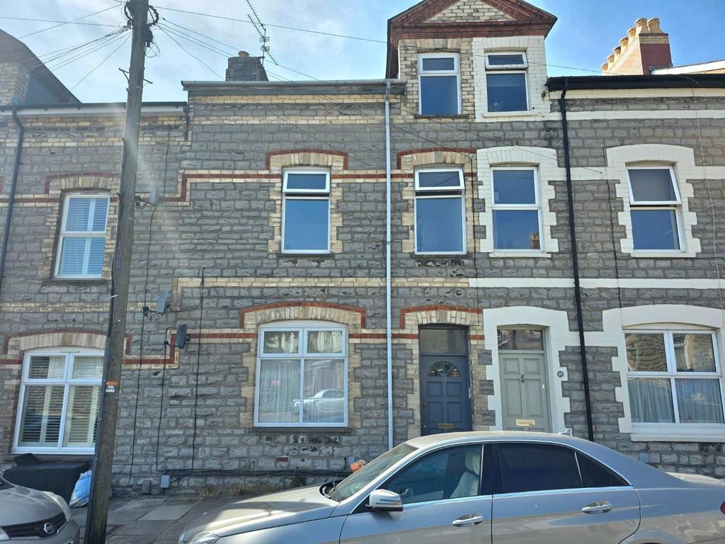 2 bed flat to rentArcot Street, Penarth CF64