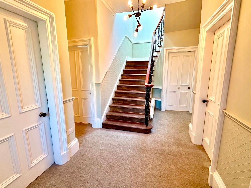 Additional image 2 of 4 bed detached house to rentCarriagehill Drive, Paisley, Renfrewshire PA2