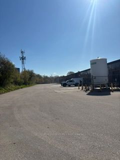 Additional image 3 of 126A Cartwright Avenue, Toronto, ON, M6A 1V2