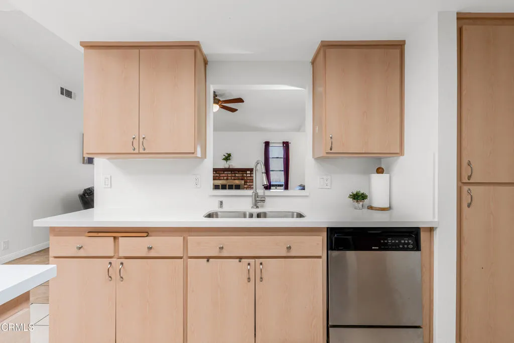 Additional image 9 of 220 Elizabeth Court, Santa Paula, CA 93060