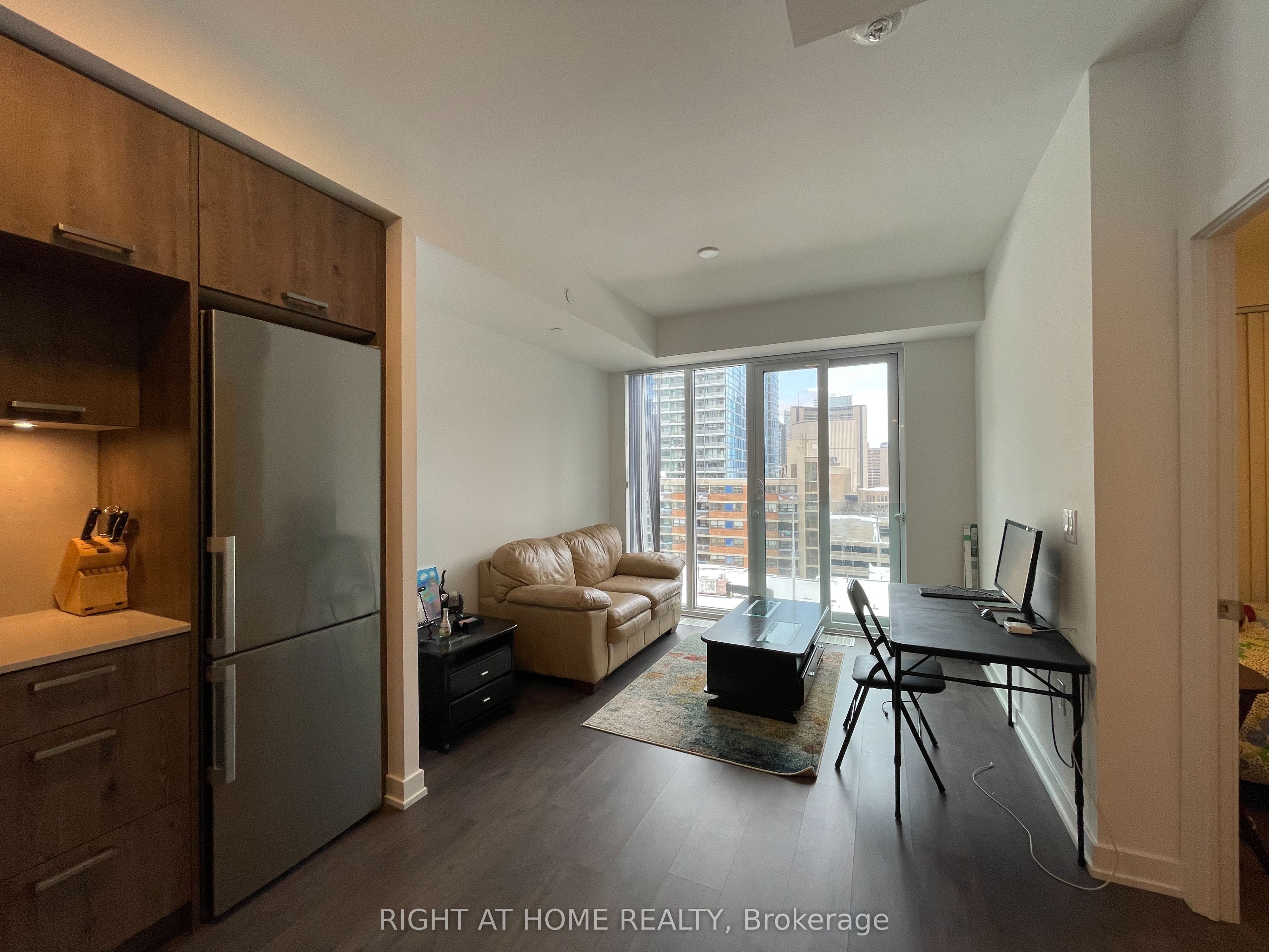 Additional image 5 of 1011-50 Mccaul Street, Toronto, ON, M5T 0B6
