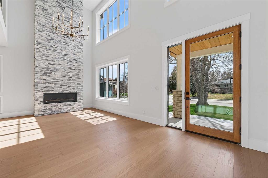 Additional image 6 of 88 Woodlark Drive SW, Calgary, AB, T3C 4H5