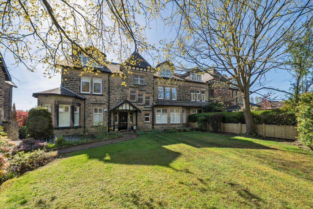 3 bed flat to rentRutland Road, Harrogate, North Yorkshire, UK HG1