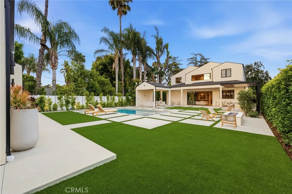 4447 Matilija Ave, Sherman Oaks, CA 91423 photo 4