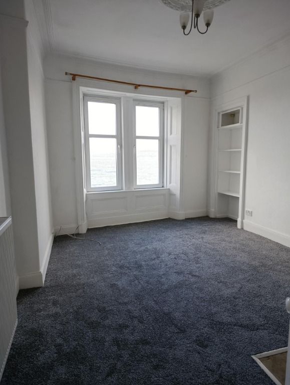 Additional image 3 of 1 bed flat to rentMarine Parade, Dunoon, Argyll And Bute PA23