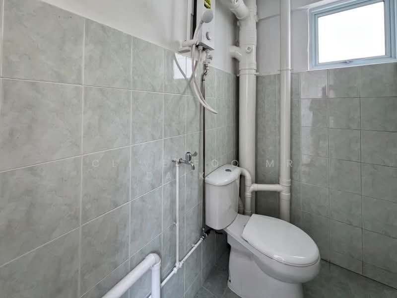 Additional image 5 of 323 Bukit Batok Street 33