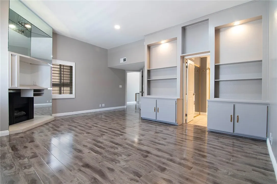 Additional image 45 of 5401 Zelzah Ave Unit 115, Encino, CA 91316