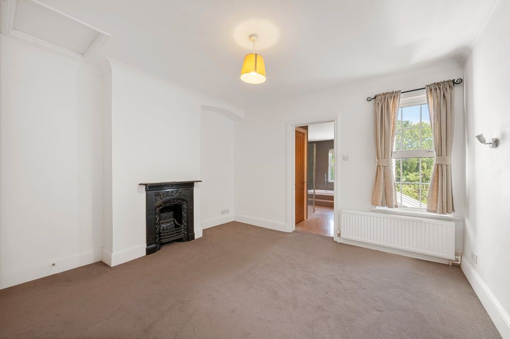 Additional image 6 of 2 bed terraced house for saleRadnor Road, Weybridge KT13
