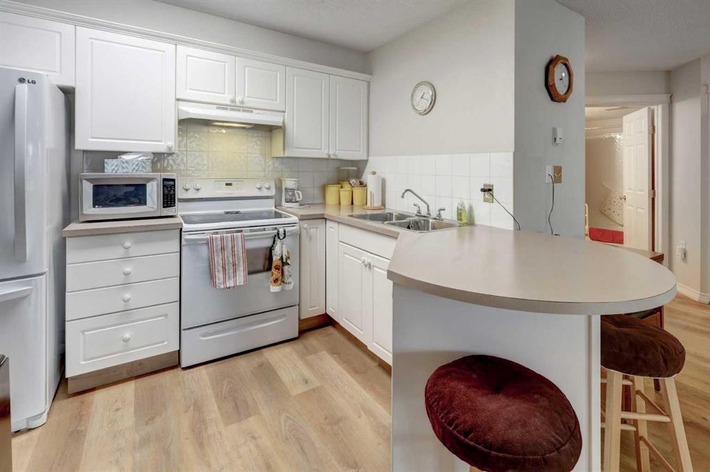 Additional image 6 of 101-6800 Hunterview Drive NW, Calgary, AB, T2K 6K5