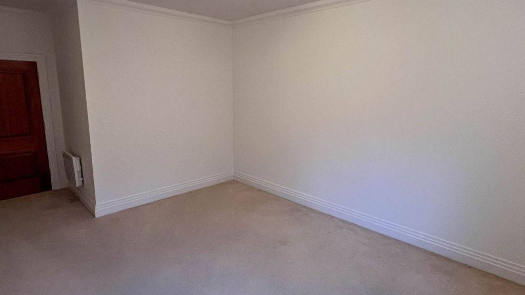 Additional image 10 of 2 bed flat to rentApt. 7 The Pavilions, Fairway Drive, Ramsey IM8