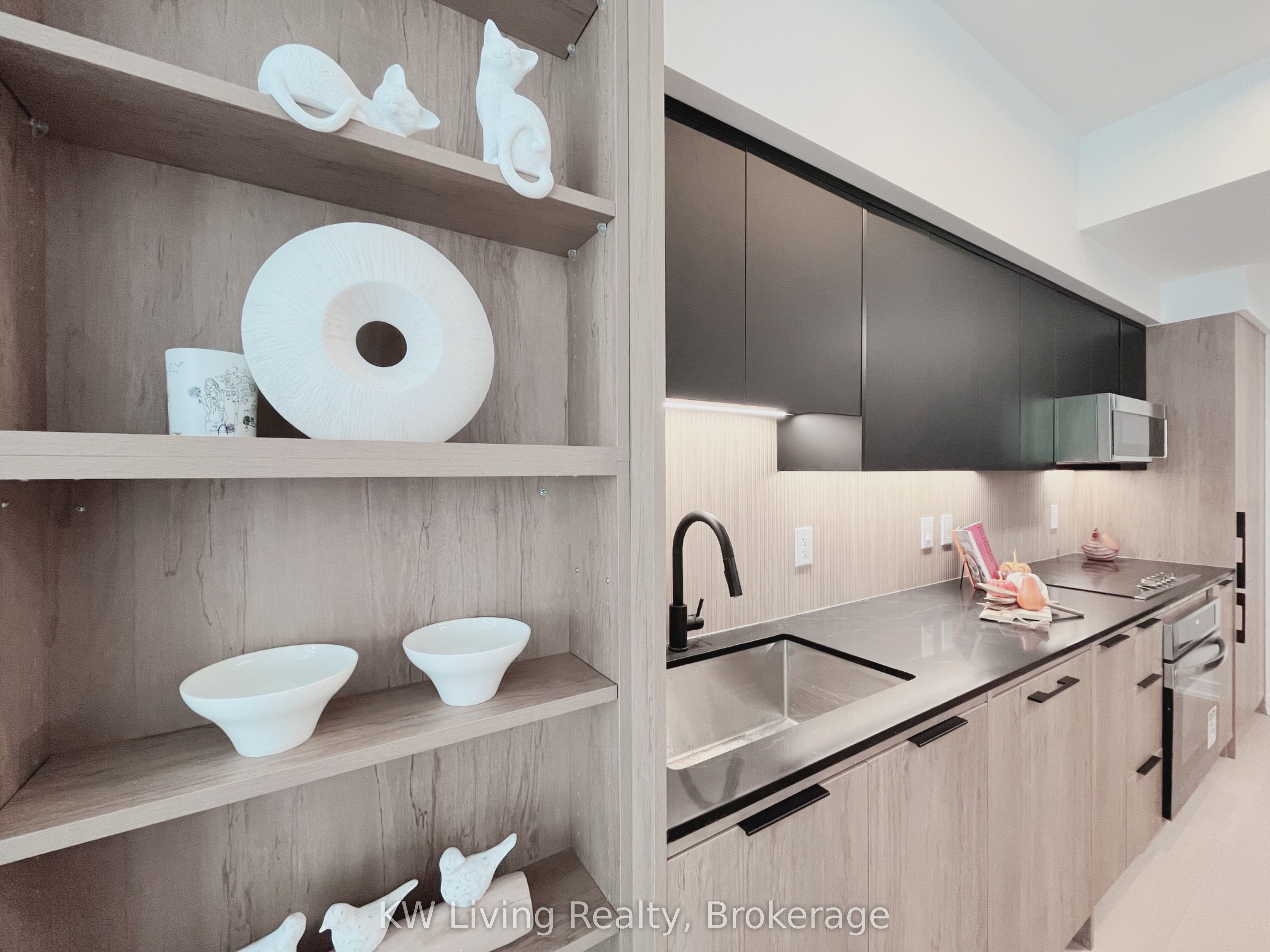 Additional image 4 of 2301-33 Charles Street E, Toronto, ON, M4Y 0A2