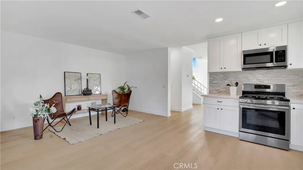Additional image 23 of 336 Fallingstar, Irvine, CA 92614