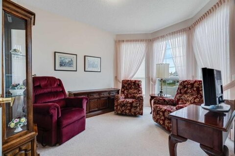Additional image 8 of 58 Evergreen Bay SW, Calgary, AB, T2Y 3E9