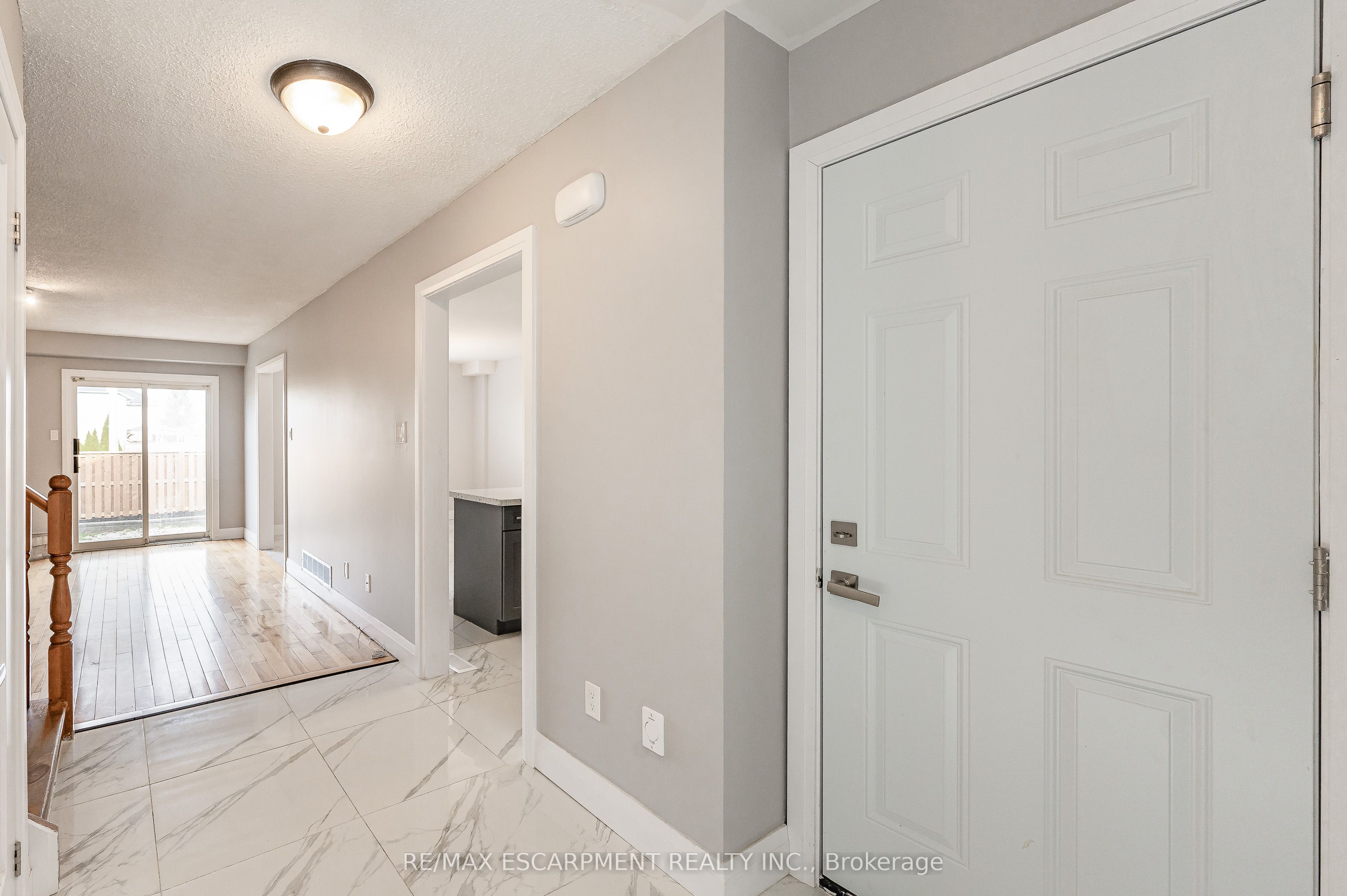 Additional image 4 of 3 Benemar Court, Hamilton, ON, L8W 2R1