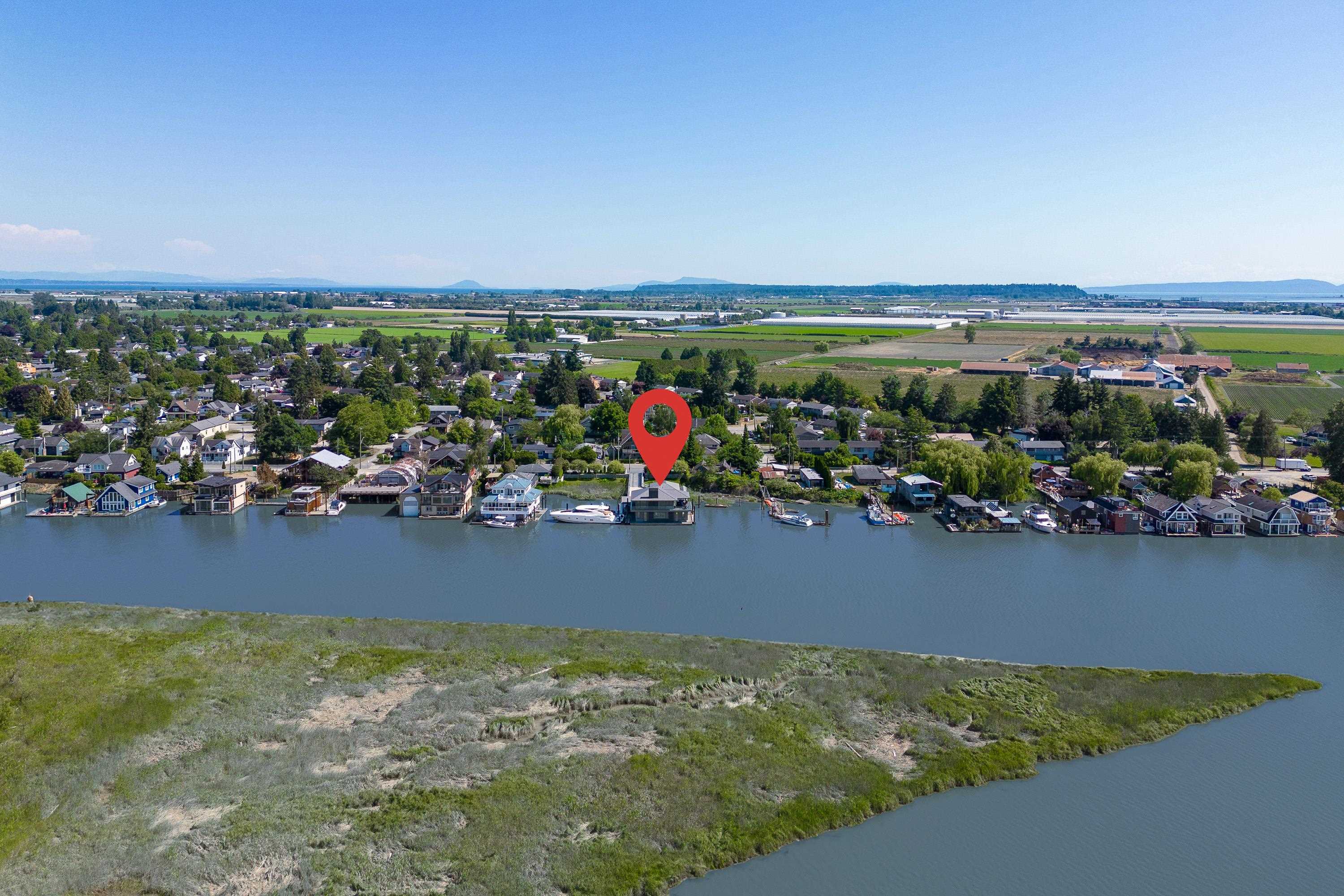 Additional image 3 of 4379 River Road W, Delta, BC, V4K 1R9
